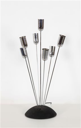 LUMI MILANO Lampada da tavolo . Ghisa e metallo cromato. Cm 32,00 x 68,00 x...