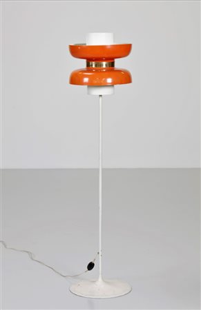 LAZLO HORNICSEK (1923 - 2014) Lampada da terra. Metallo laccato e ottone. Cm...