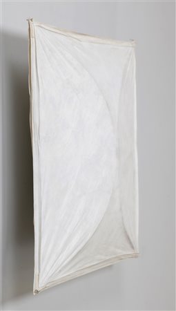 SCARPA TOBIA (n. 1935) Applique mod. Ariette 1. Metallo e tessuto. Cm 80,00 x...