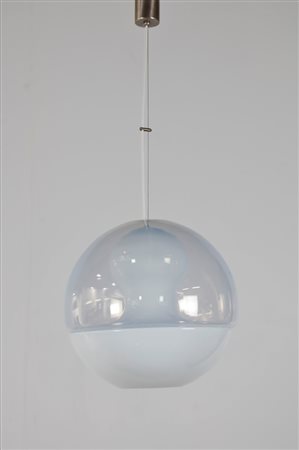 MAZZEGA Lampadario . Metallo laccato, vetro. Cm 40,00 x 95,00 x 40,00....