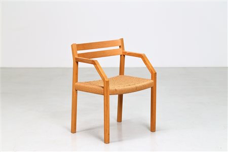 MANIFATTURA DANESE Sedia. Legno di olmo. Cm 57,00 x 77,00 x 50,00. Struttura...