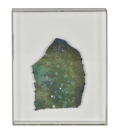 Renzo Nucara SENZA TITOLO tecnica mista su plastica entro teca di plexiglass,...