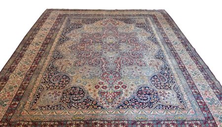 ANTICO TAPPETO PERSIANO cm 310x375 Buone condizioni generali con tracce di...