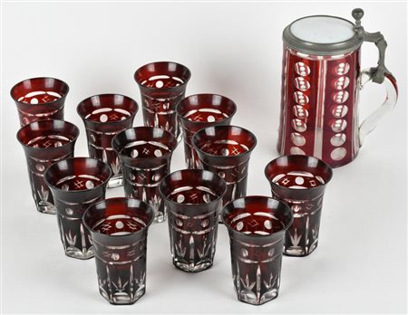 LOTTO COMPOSTO DA 12 OGGETTI IN CRISTALLO DI BOEMIA Lotto composto da un...