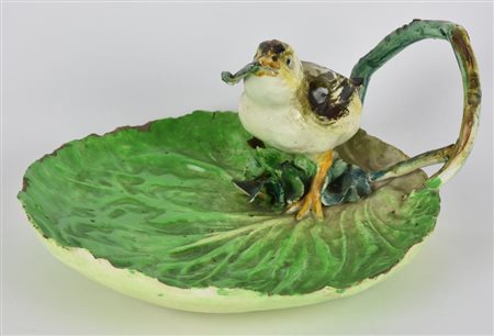 CENTROTAVOLA IN CERAMICA Centrotavola in ceramica raffigurante un passerotto...