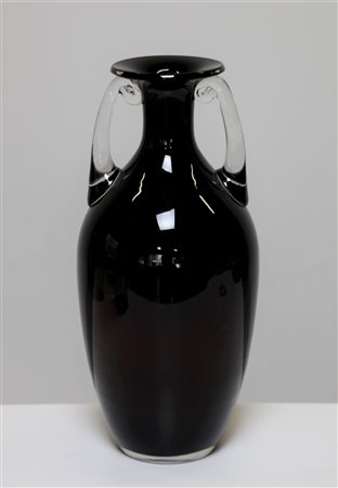 MANIFATTURA MURANO Vaso. Vetro di Murano. Cm 16,00 x 37,00 x 16,00. Vaso nero...