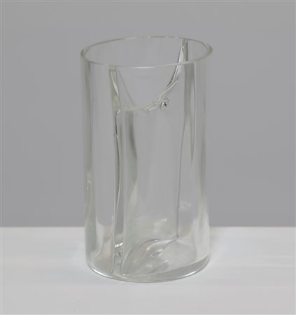 ZUCCHERI TONI (1937 - 2008) Piccolo vaso. Vetro di Murano. Cm 7,50 x 13,00 x...