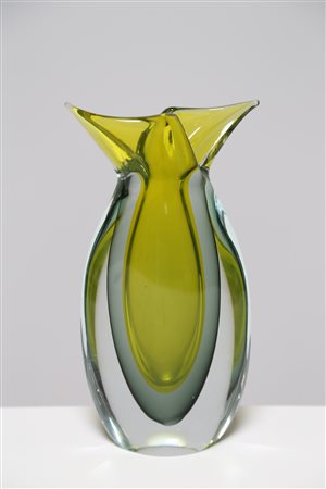 MANIFATTURA MURANO Vaso . Vetro di Murano. Cm 13,00 x 27,00 x 7,00. Vaso in...