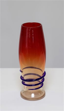 BARBINI ALFREDO (1912 - 2007) Vaso. Vetro di Murano. Cm 11,00 x 33,00 x...