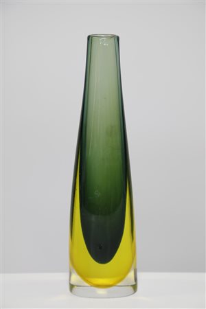 MANIFATTURA MURANO Vaso. Vetro di Murano. Cm 8,50 x 32,00 x 5,50. Per...