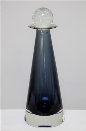 VETRERIA CENEDESE Vaso con tappo. Vetro di Murano. Cm 17,50 x 48,00 x 17,50....