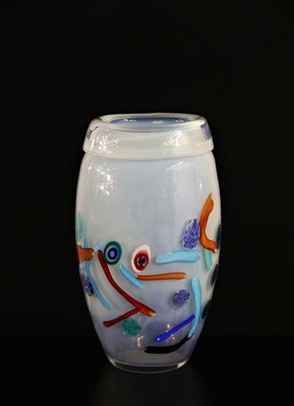 TOSO STEFANO Vaso. Vetro di Murano. Cm 26,00. Vaso in vetro opalescente...