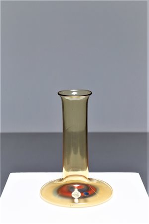 POTENZA GIANMARIA (n. 1936) Vaso . 1968. Vetro di Murano. Cm 20,00 x 30,00 x...