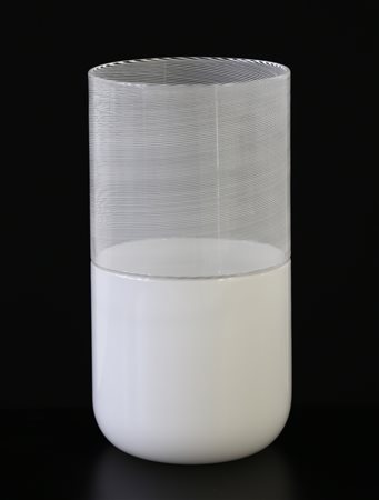 WIRKKALA TAPIO (1915 - 1985) Vaso. Vetro di Murano. Cm 13,50 x 26,00 x 13,50....