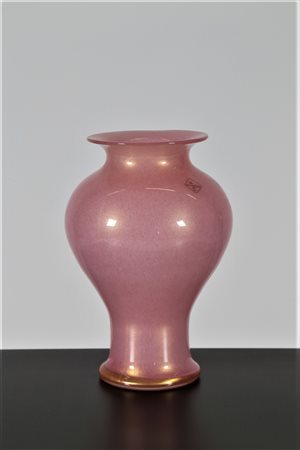 BAROVIER & TOSO Vaso . Vetro di Murano. Cm 23,00 x 33,50. Vetro a inclusioni...