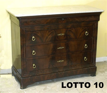 COMO' A 3 CASSETTI E MEZZO IN PIUMA DI MOGANO E PIANO IN MARMO BIANCO PARIGI...