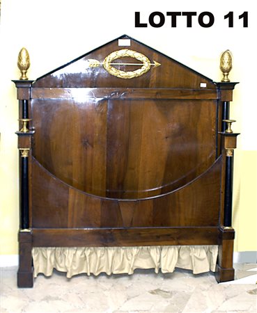 LETTO A TIMPANO AD UNA PIAZZA E MEZZO IN LEGNO DI NOCE CON COLONNE EBANIZZATE...