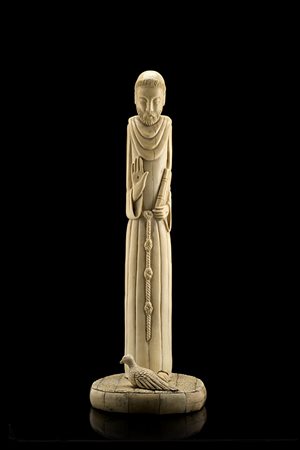Arte coloniale, inizio sec XX "San Francesco" statuetta in avorio (h. cm 43)...