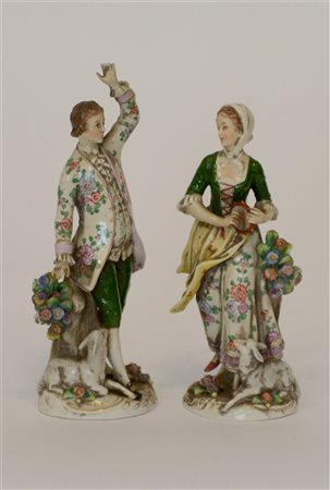 Manifattura della prima metà del secolo XX "Pastorelli" coppia di sculturine...