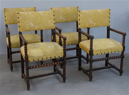 Gruppo di quattro poltrone in legno tornito con gambe riunite da traverse,...