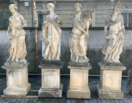 Gruppo di quattro sculture in pietra serena raffiguranti Allegorie delle...