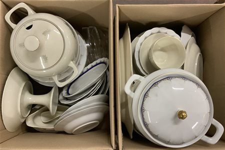 Manifatture diverse. Lotto composto da alcune parti di servizi diversi in ceram