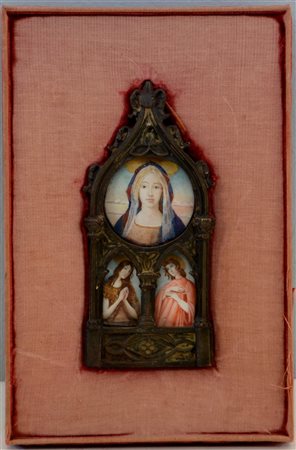 Scuola del secolo XIX "Madonna con Santi" miniatura su avorio sagomato entro co