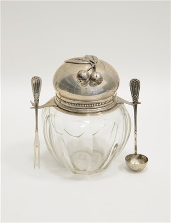 Porta ciliege con tappo, ghiera e posate in argento (difetti)