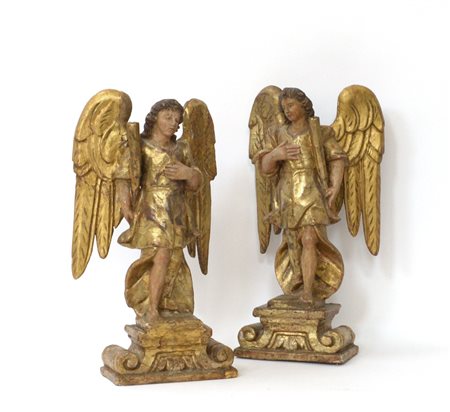 Arte del secolo XVIII, Angeli reggitorcia. Coppia di sculture in legno scolpito