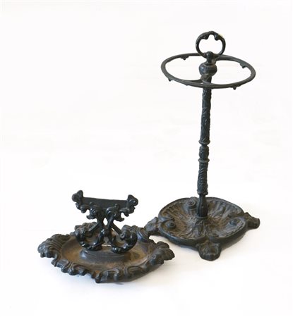 Lotto composto da un portaombrelli e un pulisci suole in ghisa (difetti)