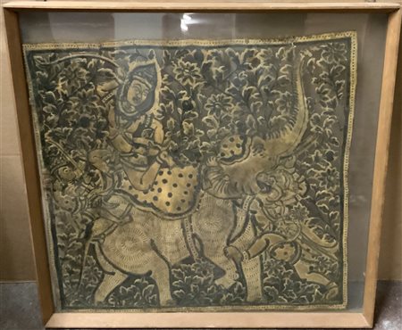 Pannello traforato raffigurante divinità ed elefante, in cornice
Manifattura Su