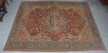 Tappeto Azeri, Caucaso, secolo XX.
Disegno con medaglione nei toni dell'azzurro