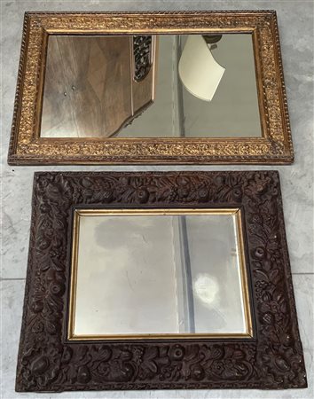 Lotto composto da due cornici di diversa epoca (difetti)