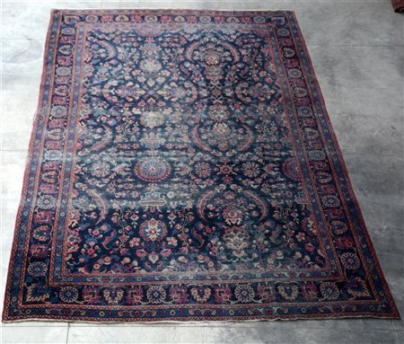 Tappeto Sarouk, Persia secolo XX. Disegno all over con foglie e rami fioriti su