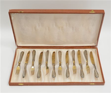 Servizio da dessert composto da sei coltellini e sei forchettine rivestite in l