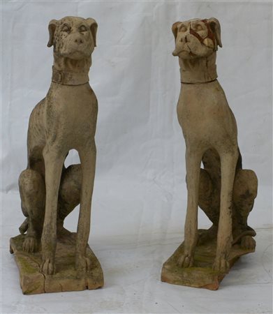 Coppia di sculture in terracotta raffiguranti levrieri (h cm 97) (difetti, manc