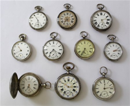 LONGINES E ALTRI
Lotto composto da dieci orologi da tasca in argento e metallo,