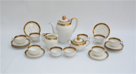 Manifattura tedesca Seltmann Weiden, servizio da caffè in porcellana con decori