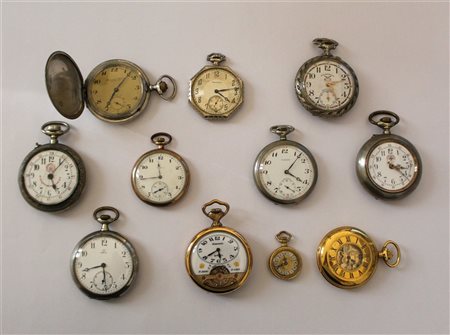 WALTHAM E ALTRI
Lotto composto da undici orologi da tasca in argento e metallo,