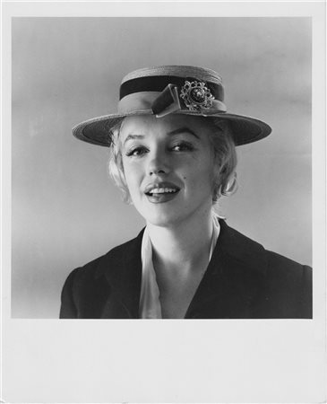 Marilyn Monroe 1960 ca.

Original gelatin silver print.
cm 25,3 x 20,4

9.96 x