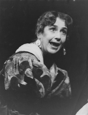 Romano Cagnoni Peggy Ashcroft 1980 ca.

Original gelatin silver print.
Photograp