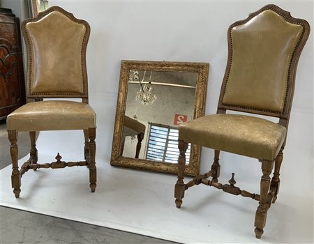 Cornice in legno dorato e intagliato a volute e fiori (cm 65x80) Unita a una co