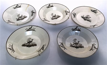 Fabbrica Del Vecchio, Napoli, secolo XIX. Gruppo di cinque fra piatti fondi e p