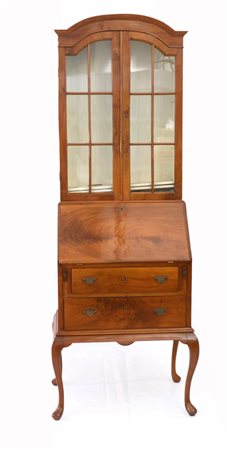 Vetrinetta con parte superiore a vetri, parte inferiore con antina ribaltabile