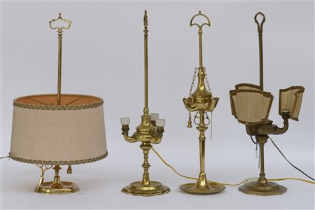 Lotto composto da quattro lampade fiorentine in ottone di diversa fattura, misu