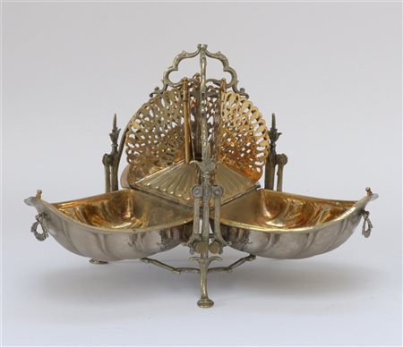 Portadolci in sheffield tripode con tre valve costolate apribile (h cm 25) (lie