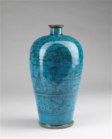 Arte Cinese  A rare cizhou porcelain meipingChina, late Ming dynasty, 16th-17th century .