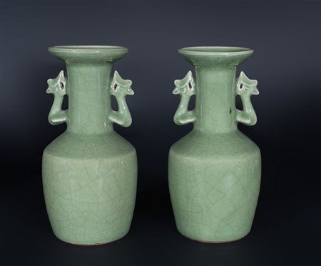 Arte Cinese  A pair of celadon glazed pottery vases with zoomorphic handles China, Qing dynasty, 19th century .