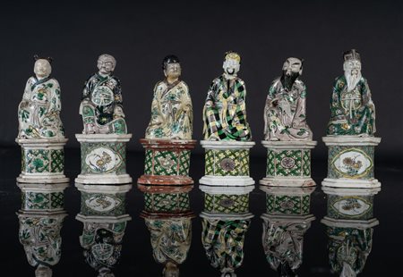 Arte Cinese  A group of six famille verte porcelain figures China, Kangxi period, 17th-18th century .