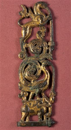 Arte Himalayana  A gilded copper frieze Tibet, 17th century .